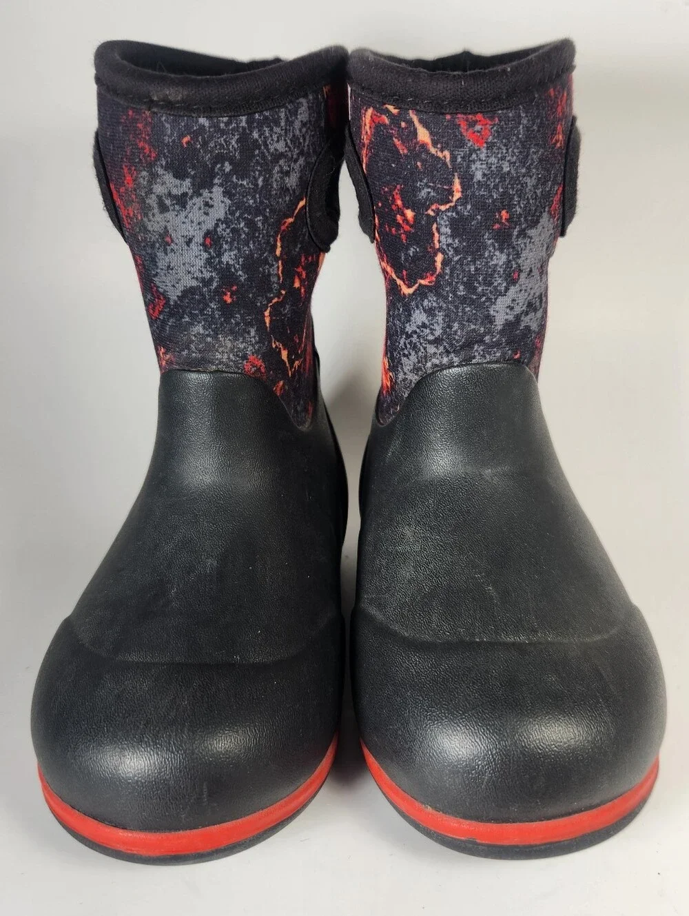 BOGS Baby Classic Acid Camo Boots 8 EU 24 Black Red Waterproof Insulated Shoes